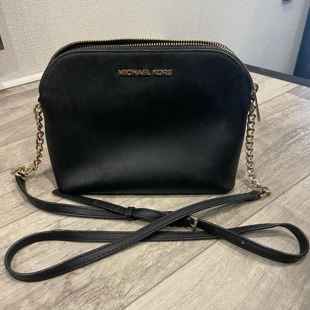 Michael Kors Cindy Saffiano Dome Crossbody